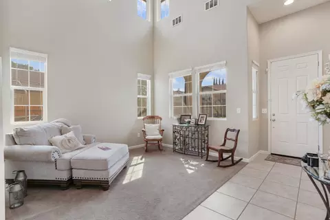 379 Violet Pl, Tracy, CA 95377 photo 6