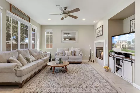 379 Violet Pl, Tracy, CA 95377 photo 11