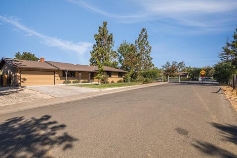 4337 Hussey Dr, Carmichael, CA 95608 photo 2