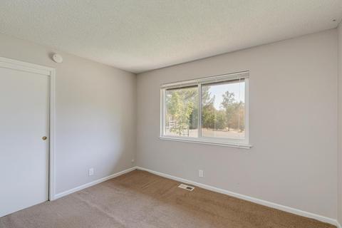 4337 Hussey Dr, Carmichael, CA 95608 photo 18