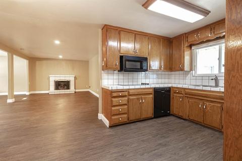 1921 E Orangeburg Ave, Modesto, CA 95355 photo 7