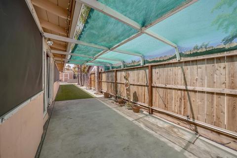1713 Iris Ct, Modesto, CA 95355 photo 27