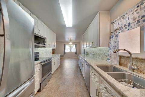 1713 Iris Ct, Modesto, CA 95355 photo 8