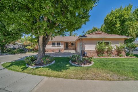 1713 Iris Ct, Modesto, CA 95355 photo 1