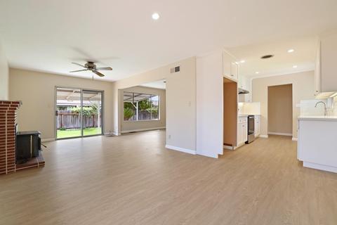 2028 Corbin Ln, Lodi, CA 95242 photo 11