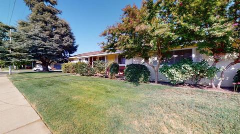 220 S Berkeley Ave, Turlock, CA 95380 photo 2