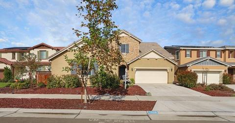 1829 Cornwall Ct, Lathrop, CA 95330 photo 2
