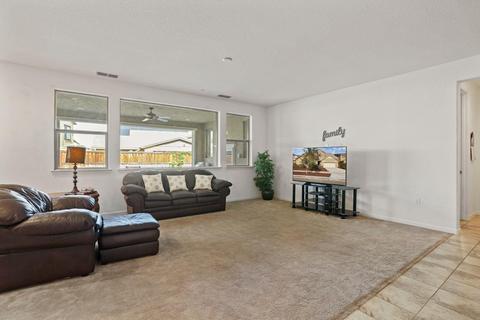 1829 Cornwall Ct, Lathrop, CA 95330 photo 6