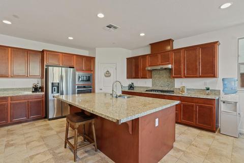 1829 Cornwall Ct, Lathrop, CA 95330 photo 10