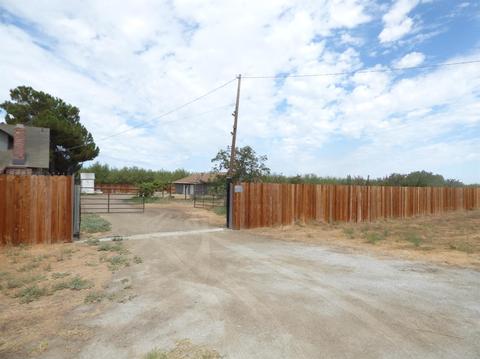 843 Orange Ave, Patterson, CA 95363 photo 9