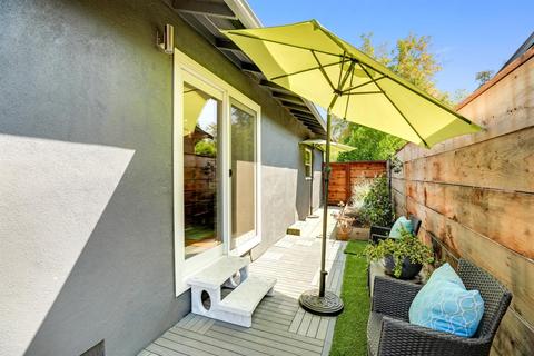 439 Hackberry Ave, Modesto, CA 95354 photo 9