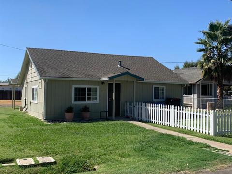 4694 Pacific Ave, Olivehurst, CA 95961 photo 1
