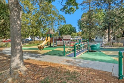 349 B St, Davis, CA 95616 photo 31