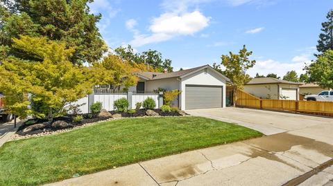 1339 Cardinal St, Lodi, CA 95242 photo 3