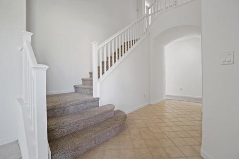 1150 Manley Dr, Tracy, CA 95377 photo 2