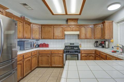 21467 Elmwood, Madera, CA 93638 photo 10