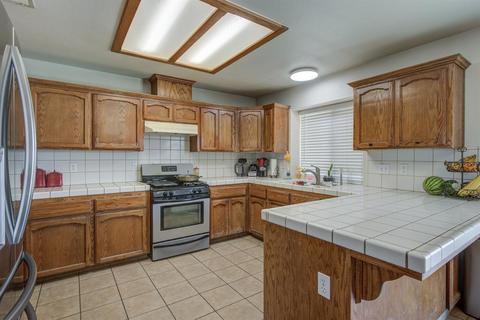 21467 Elmwood, Madera, CA 93638 photo 9