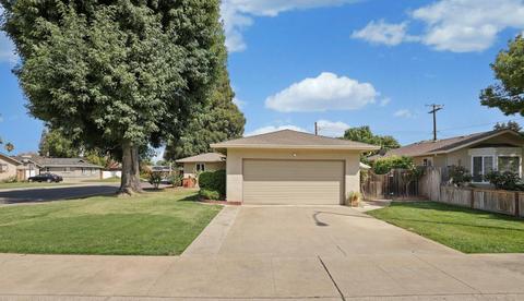 810 Cardinal St, Lodi, CA 95240 photo 3