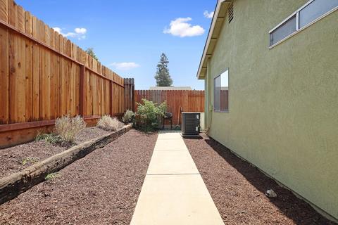 520 Blue Canyon Dr, Modesto, CA 95354 photo 31