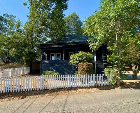 120 Eureka St, Grass Valley, CA 95945 photo 1