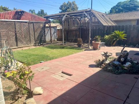 1204 Mayette Ave, Modesto, CA 95351 photo 9