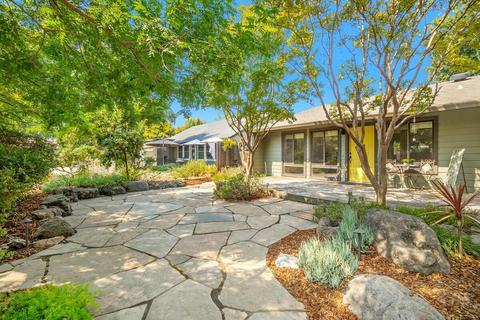 223 Ipanema Pl, Davis, CA 95616 photo 2