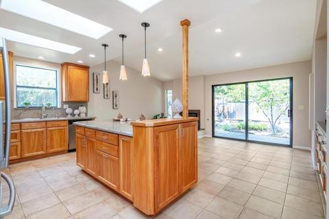 223 Ipanema Pl, Davis, CA 95616 photo 9