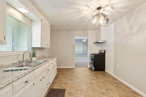 1727 E Walnut St, Stockton, CA 95205 photo 28
