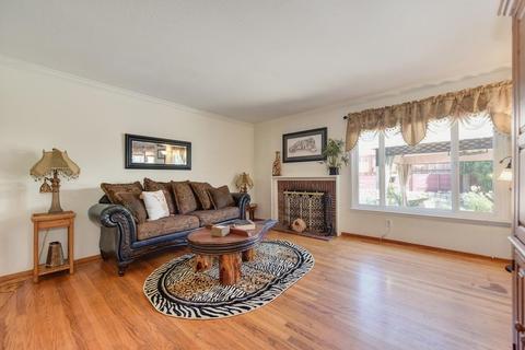 5418 Woodleigh Dr, Carmichael, CA 95608 photo 2