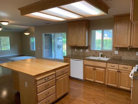 537 S School St, Lodi, CA 95240 photo 7