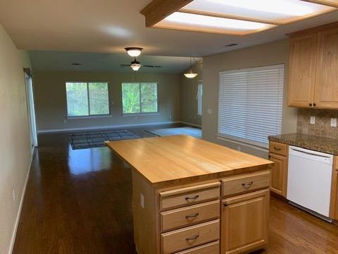 537 S School St, Lodi, CA 95240 photo 5