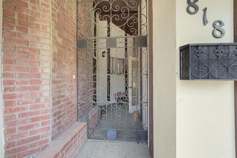 818 Sycamore Ln, Davis, CA 95616 photo 3