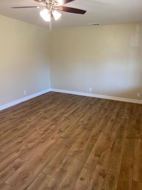 521 E Downs St, Stockton, CA 95204 photo 3