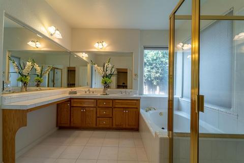2009 Landing Ct, Modesto, CA 95357 photo 28