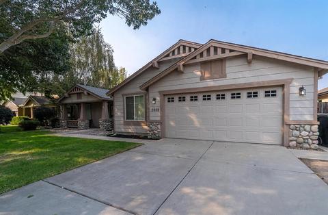 2009 Landing Ct, Modesto, CA 95357 photo 2