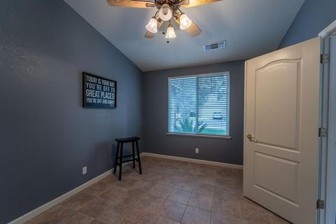 2009 Landing Ct, Modesto, CA 95357 photo 13