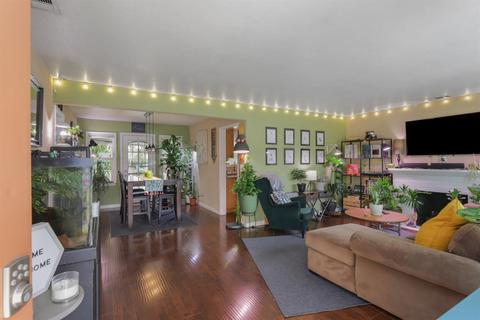 901 E Fairmont Ave, Modesto, CA 95350 photo 7