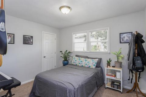 901 E Fairmont Ave, Modesto, CA 95350 photo 21