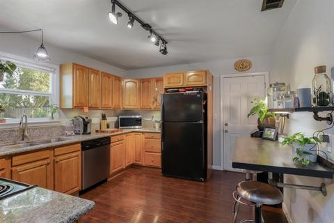 901 E Fairmont Ave, Modesto, CA 95350 photo 13