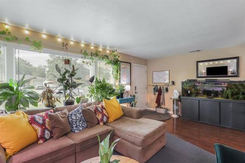 901 E Fairmont Ave, Modesto, CA 95350 photo 10