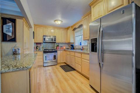7933 Peerless Ave, Orangevale, CA 95662 photo 10