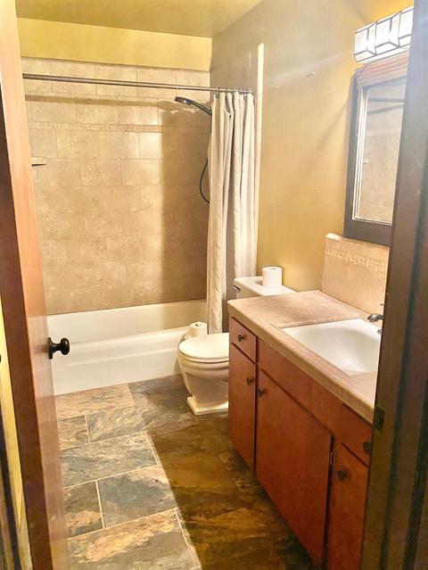 404 N Pacific Ave, Lodi, CA 95242 photo 5