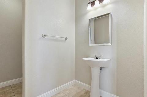 3802 Standing Oak Dr, Ceres, CA 95307 photo 6