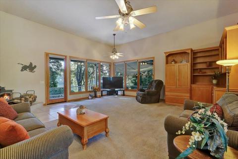 16084 Peninsula Ct, Grass Valley, CA 95949 photo 19