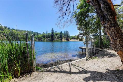 16084 Peninsula Ct, Grass Valley, CA 95949 photo 5