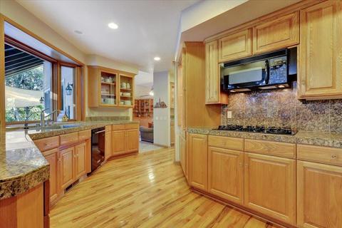 16084 Peninsula Ct, Grass Valley, CA 95949 photo 13