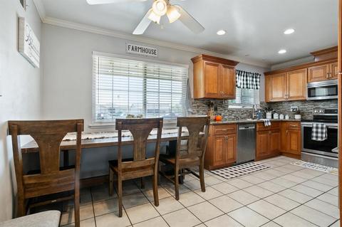 451 Diane Dr, Manteca, CA 95336 photo 10
