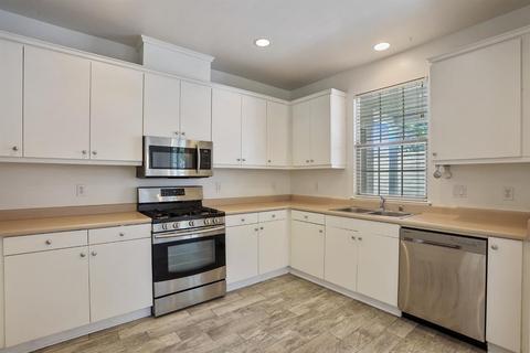 1659 Fairway Oaks Ct, Ripon, CA 95366 photo 16