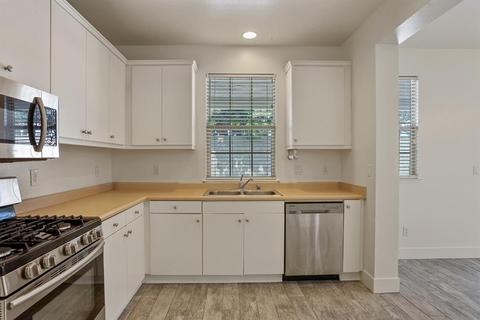 1659 Fairway Oaks Ct, Ripon, CA 95366 photo 17