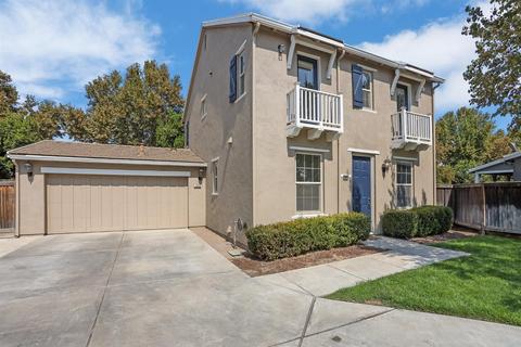 1659 Fairway Oaks Ct, Ripon, CA 95366 photo 2